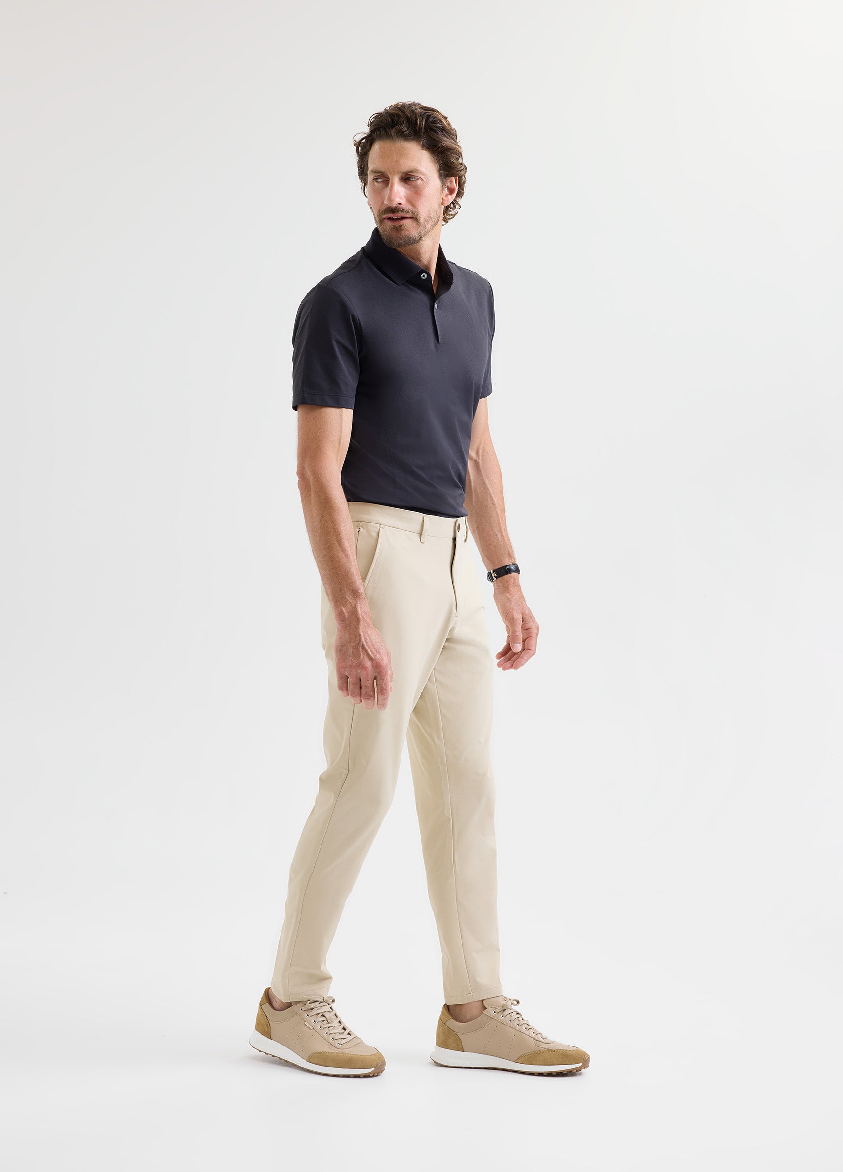 Positano Travel Chino in Sand – Luxury, Lightweight, Anti-Odour & Timelessly Stylish for Travel #color_sand