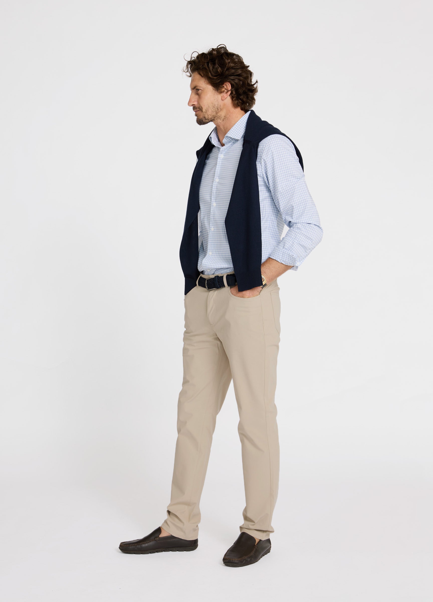 Four Seasons Travel Pant in Sand – Versatile Travel Outfit Styled for Office, Golf & City #color_sand