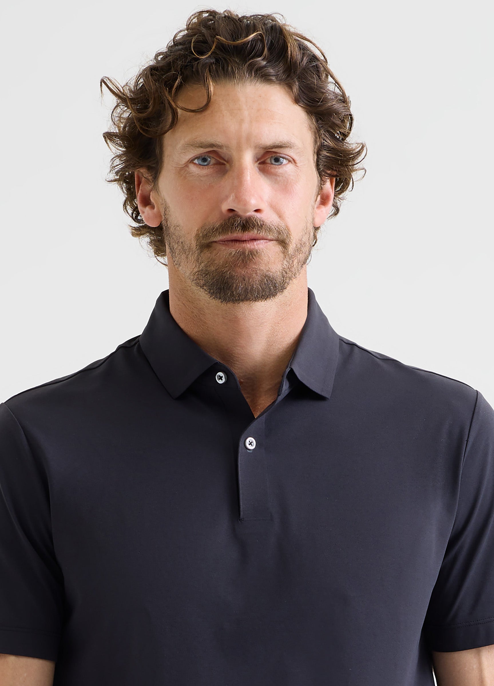 Como Travel Polo in Black – Moisture-Wicking, Crease-Resistant & Stylish for Any Occasion #color_black