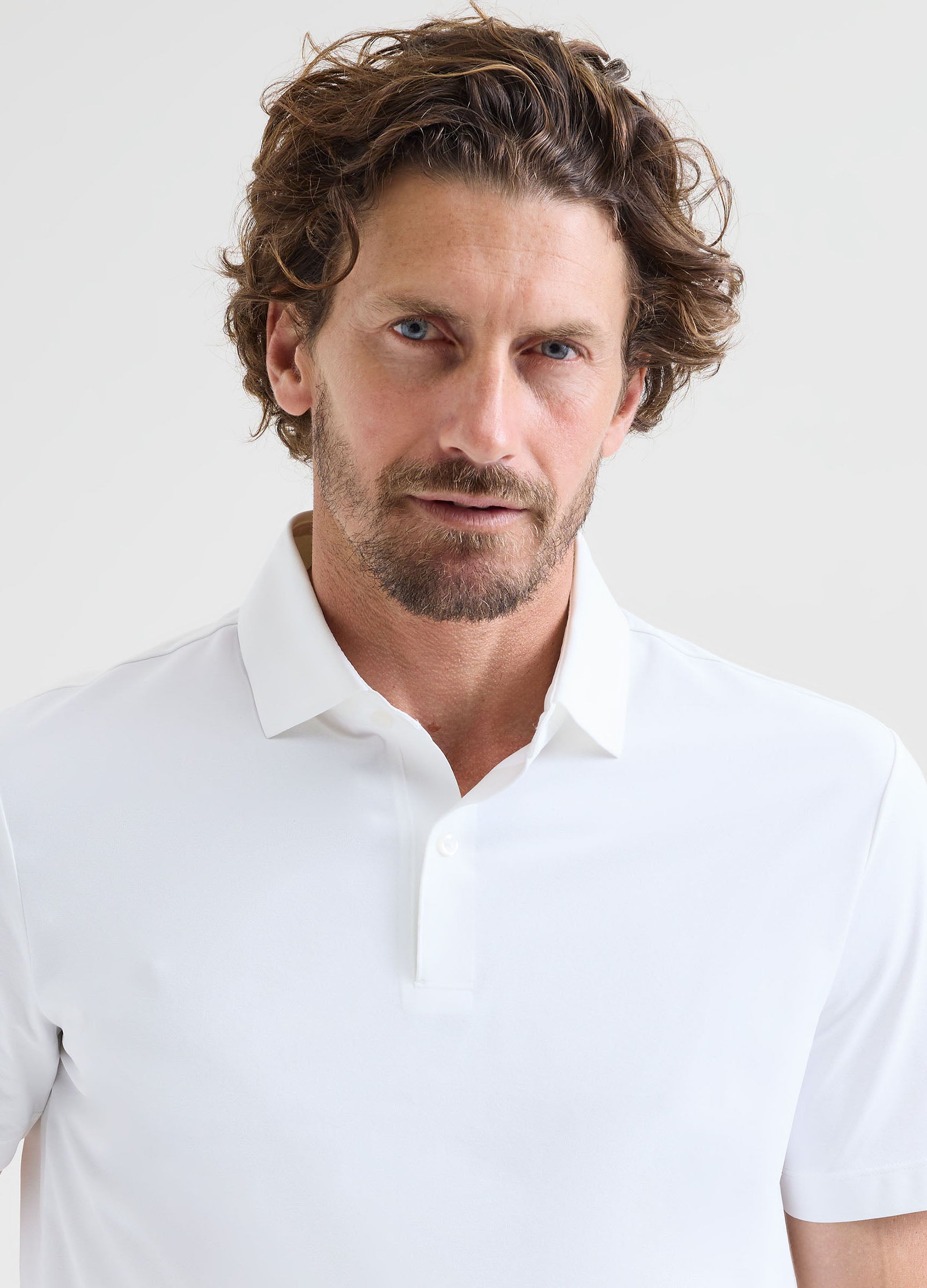Como Travel Polo in White – Performance Polo with Anti-Odour, Breathable Fabric & Timeless Style #color_white