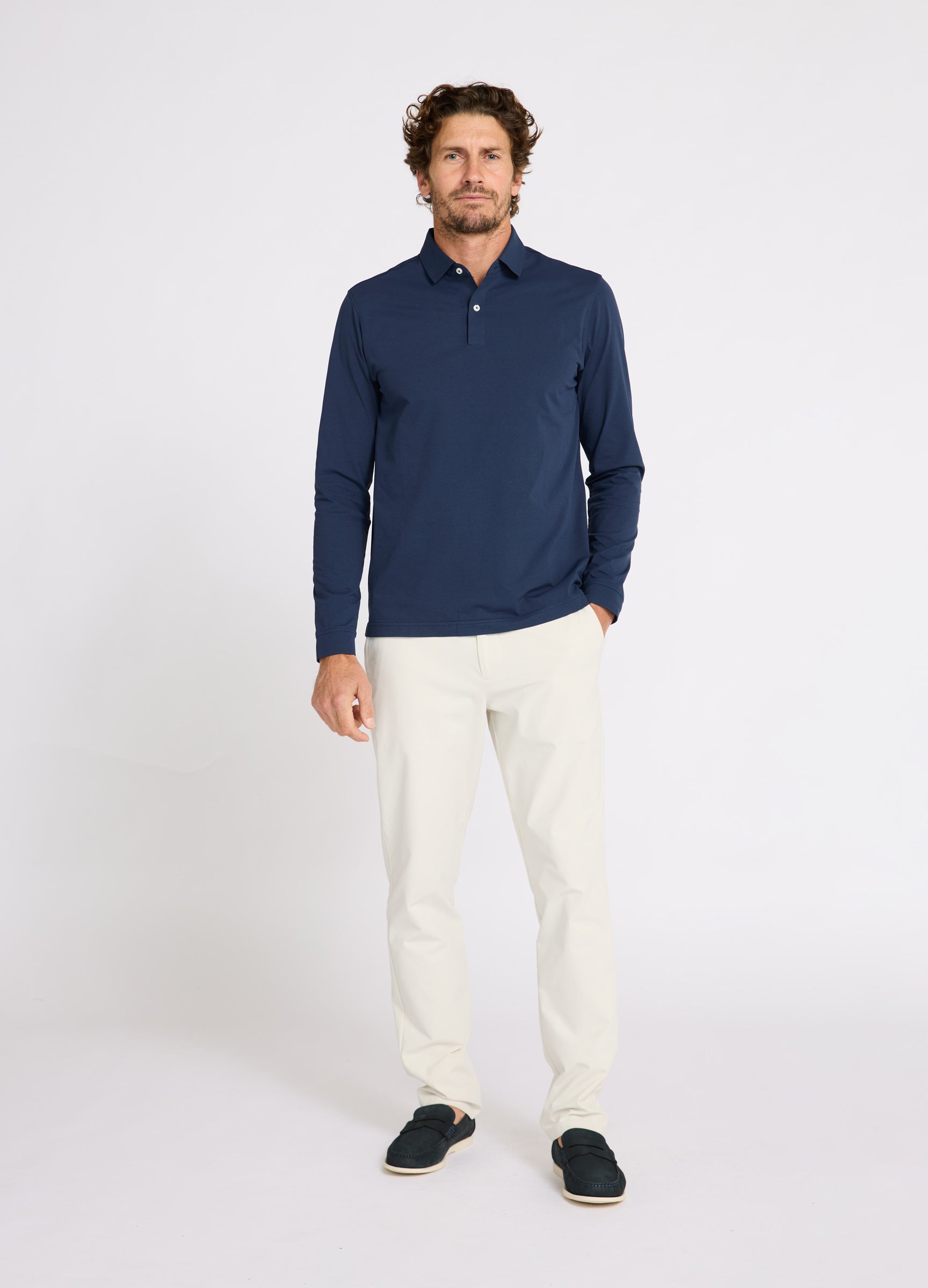 Como Long Sleeve Travel Polo in Navy – Outfit, Performance Polo #color_navy