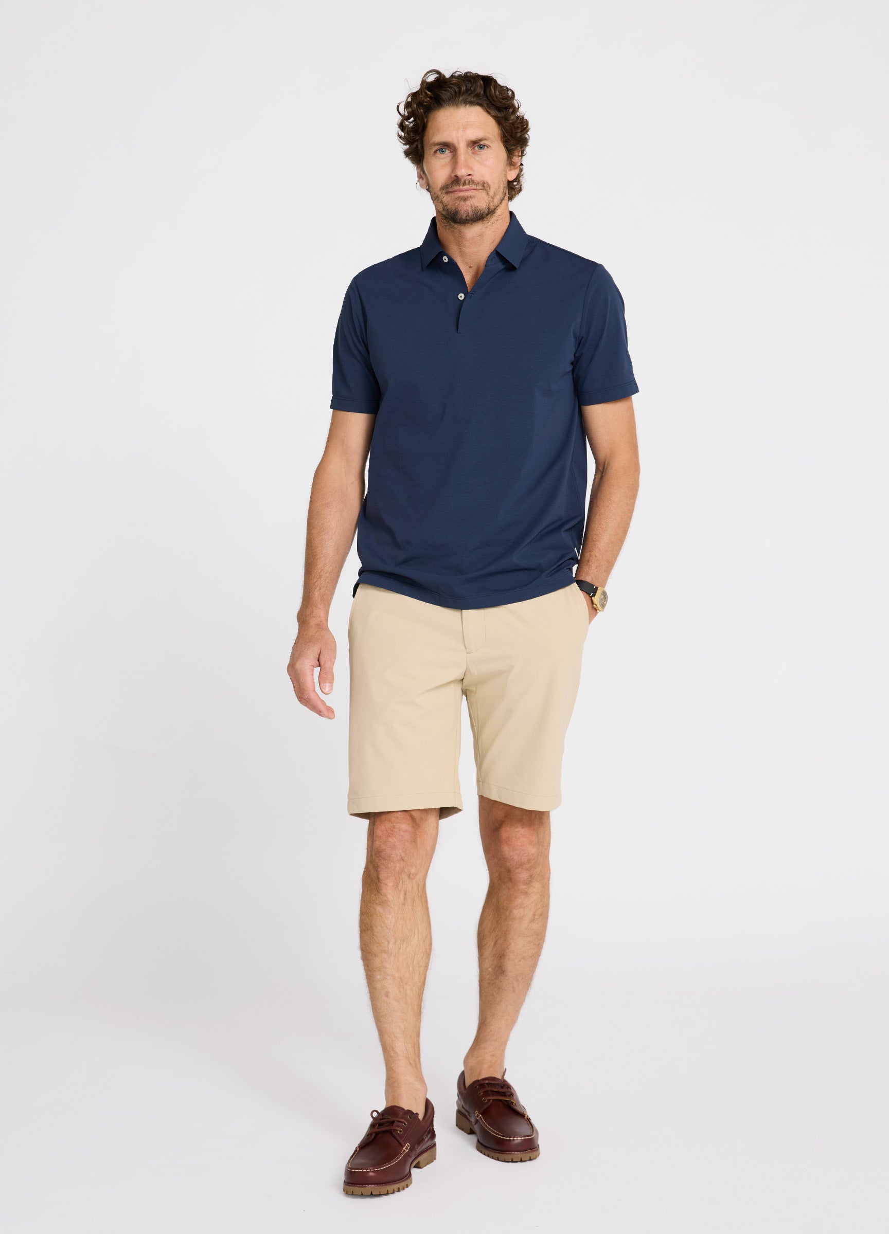 Positano Travel Chino Short in Sand – Effortless Summer Travel Outfit for Men #color_sand