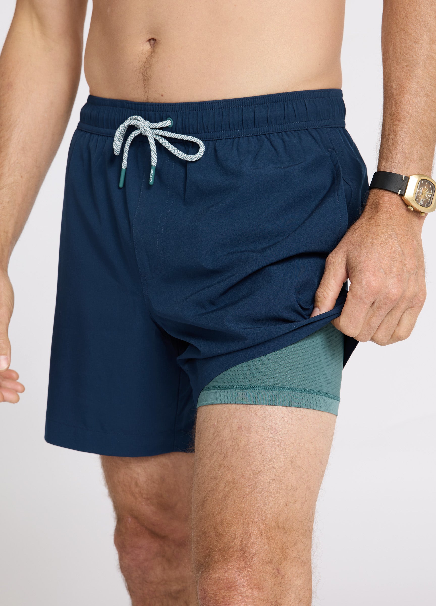 ABOARD Travel Flex Swim Short in navy – 4-way stretch swim short liner, side view