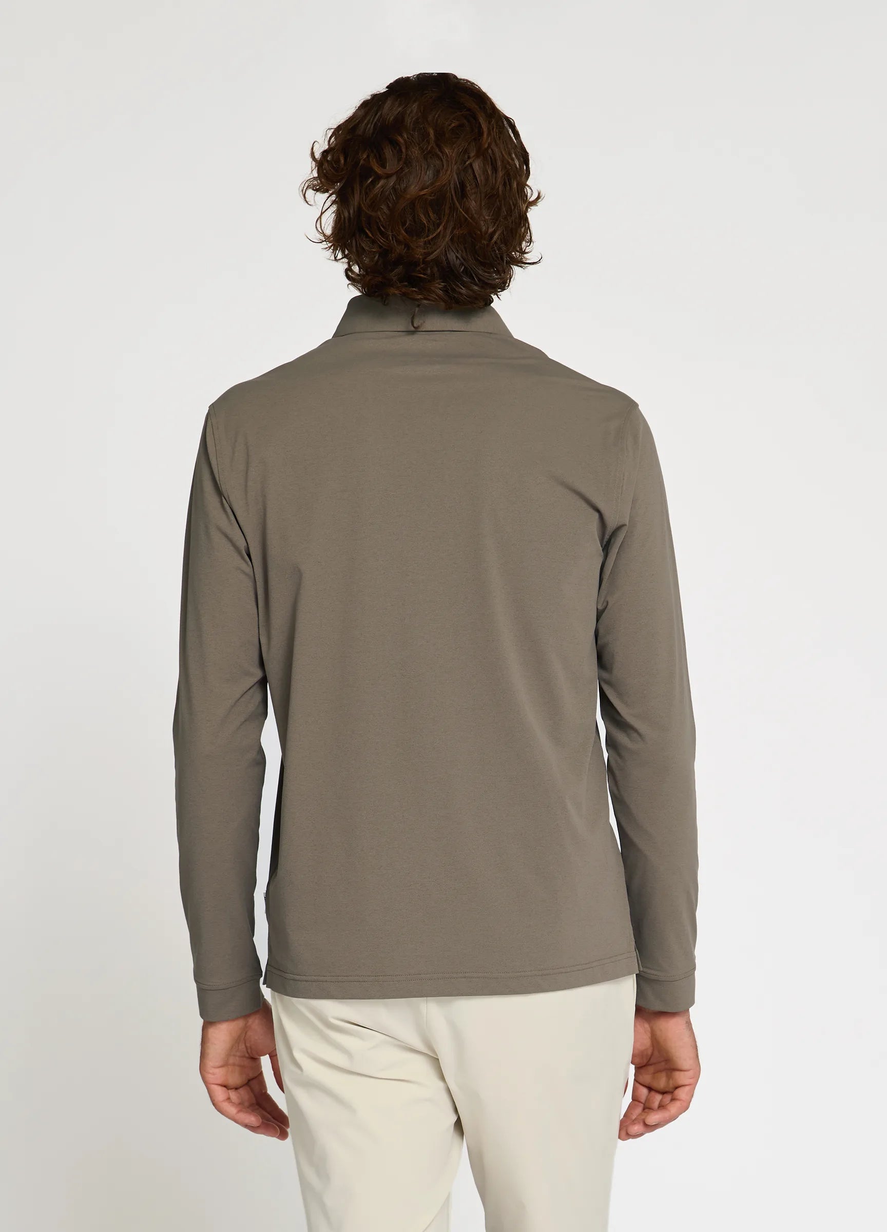 Como Long Sleeve Travel Polo in Dark Truffle – Performance Polo with Sun Protection, Moisture-Wicking & Timeless Style #color_dark truffle