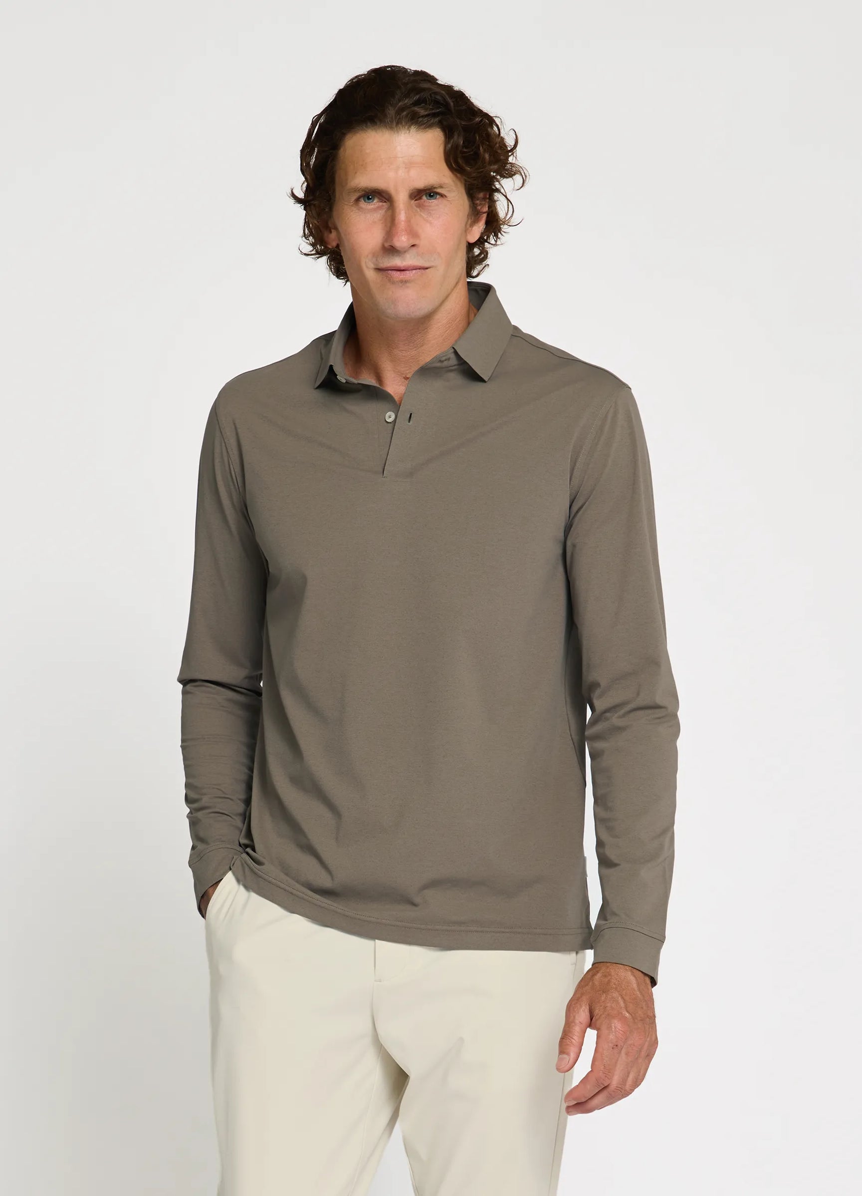 Como Long Sleeve Travel Polo in Dark Truffle – Performance Polo with Sun Protection, Moisture-Wicking & Timeless Style #color_dark truffle